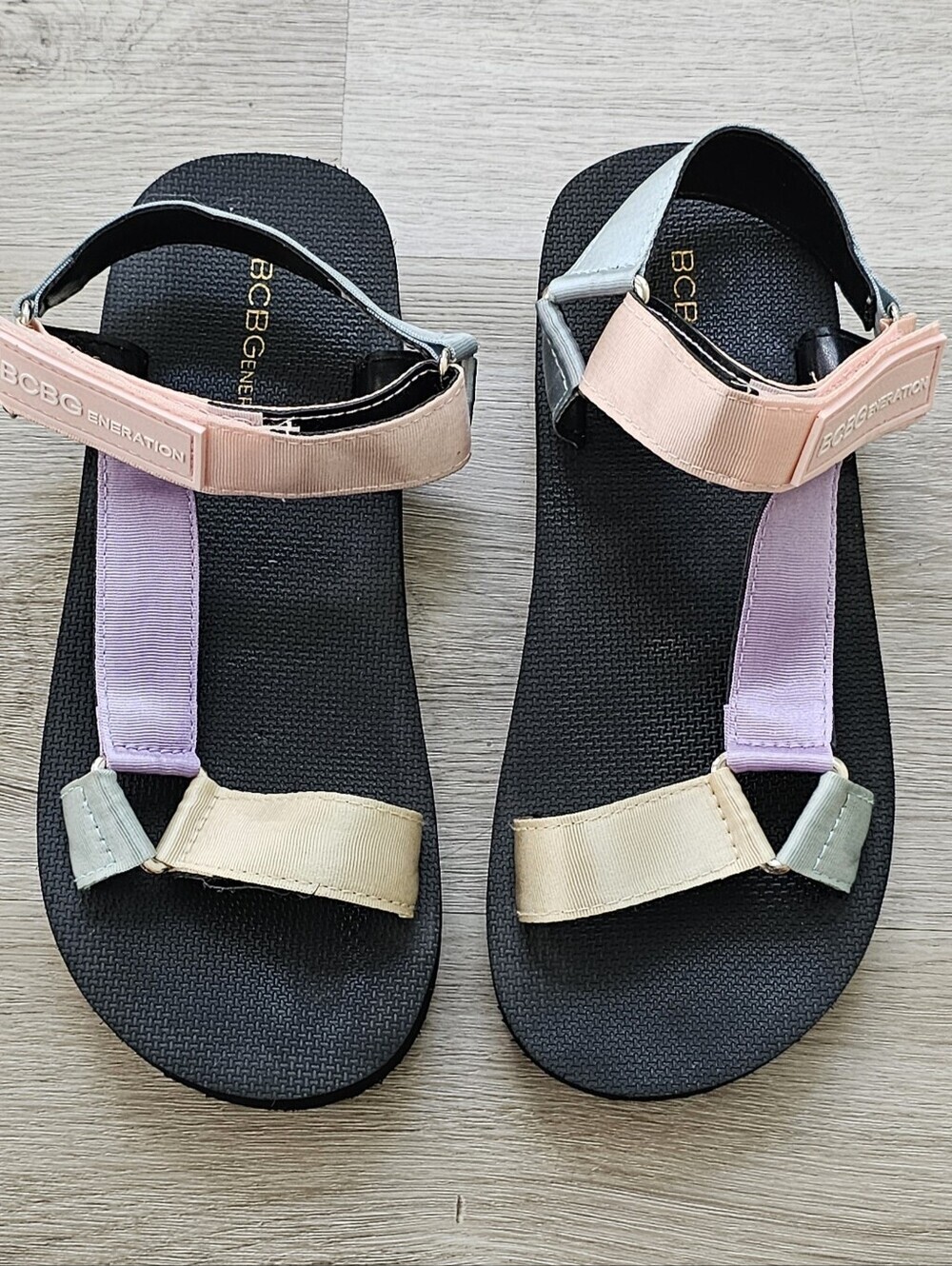 BCBGeneration Colorblock Sport Sandals Women’s Size 7 Pastel Strappy